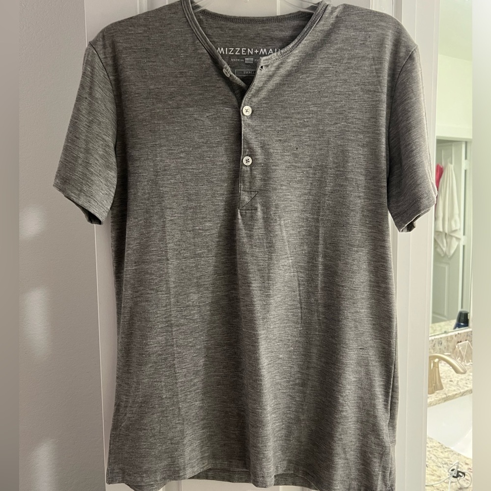Mizzen + Main short sleeve henley | gray